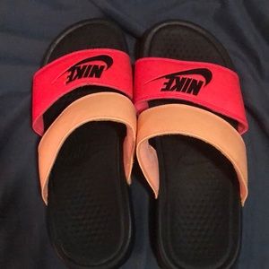 nike slides